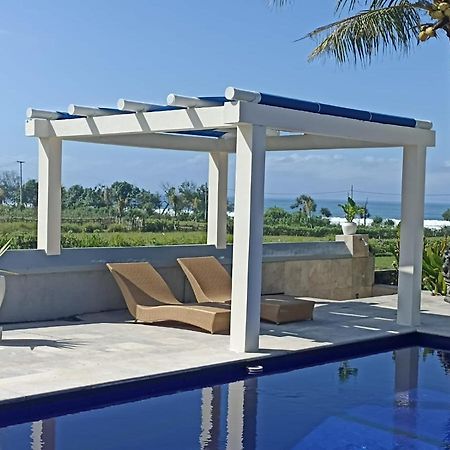 Aparthotel Medewi Manor Airsatang Exterior foto