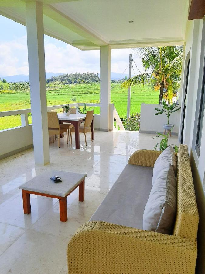 Aparthotel Medewi Manor Airsatang Exterior foto