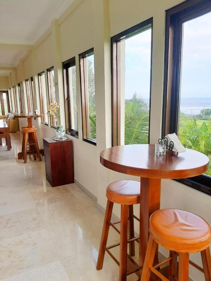 Aparthotel Medewi Manor Airsatang Exterior foto
